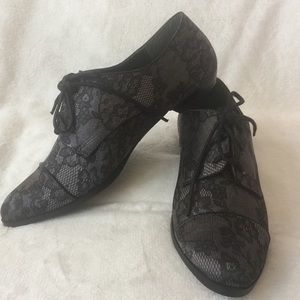 F21 lace print derby flats